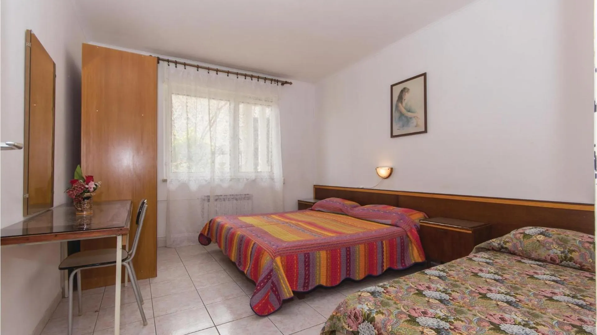 2 Bedroom Nice Apartment In Pula 0*,  Croácia