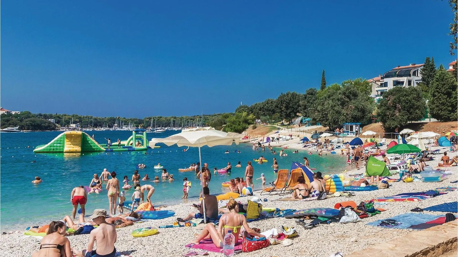 2 Bedroom Nice Apartment In Pula 0*,